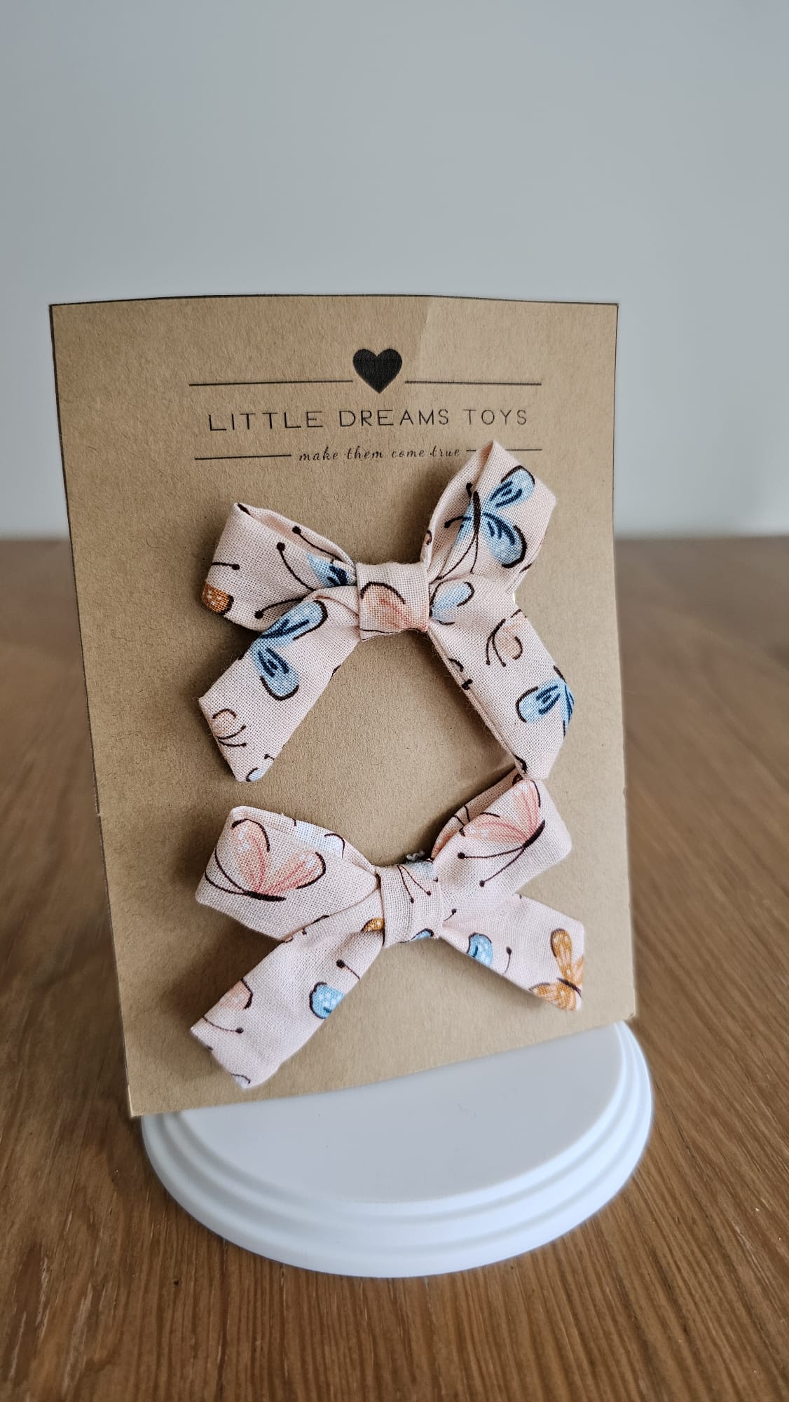 Hair clips