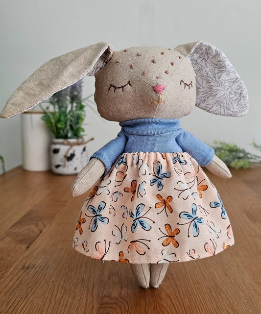 Eli, The Dreamy Bunny